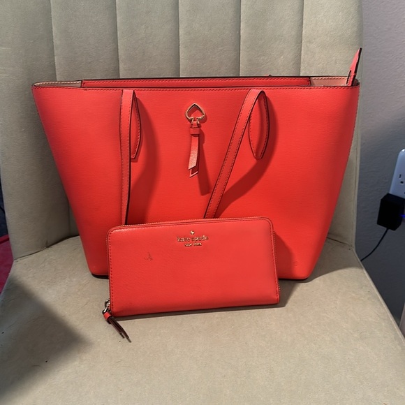 Kate spade tote and wallet - Picture 2 of 3